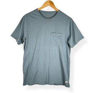 Vuori Mens Feather Pocket Tee Size Medium Blue Soft Stretch Active Gym Shirt